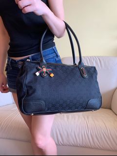 （分類：）位於 。 由 lildrizzy 提交（商品編號 1034373424，圖片 1）。簡介： 。