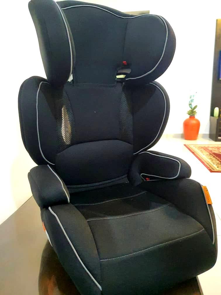 Halfords essentials high deals back booster seat