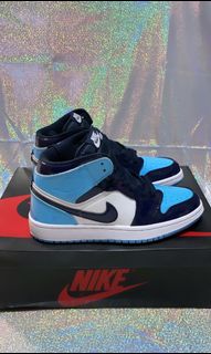 (Category: ) located in . Submitted by shopwith.styleee (Listing ID 1034378730, Image 1). Description: .