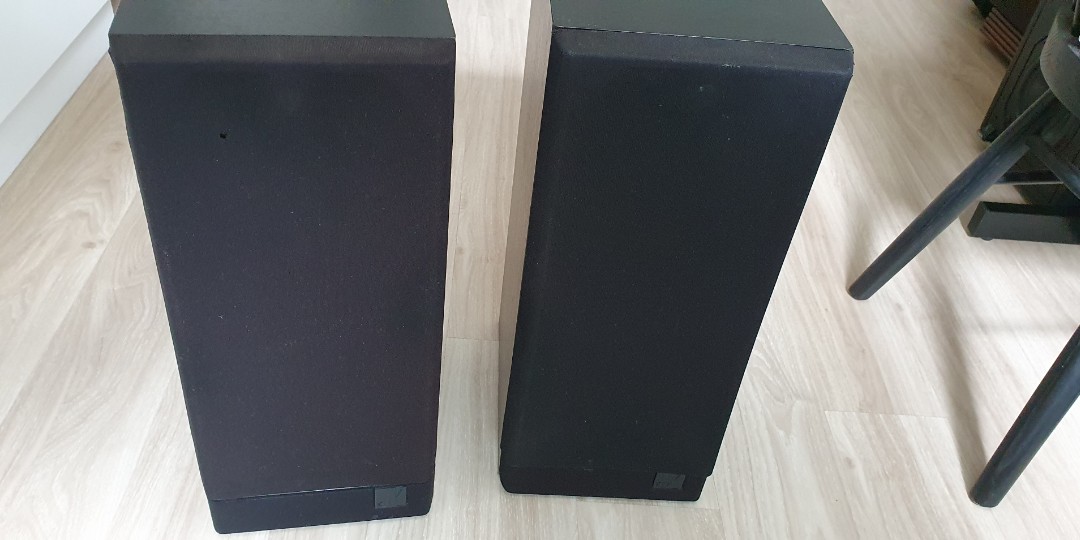 kef 102.2