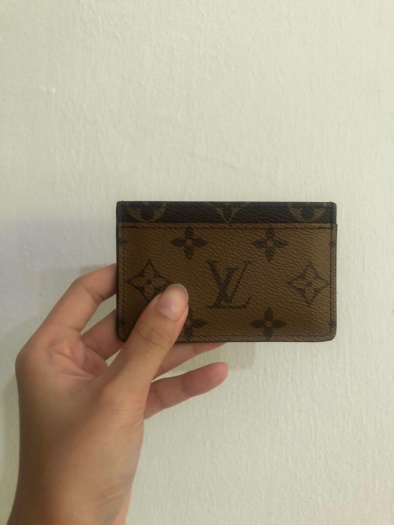 Managed to get my hands LV's reverse monogram card holder, which