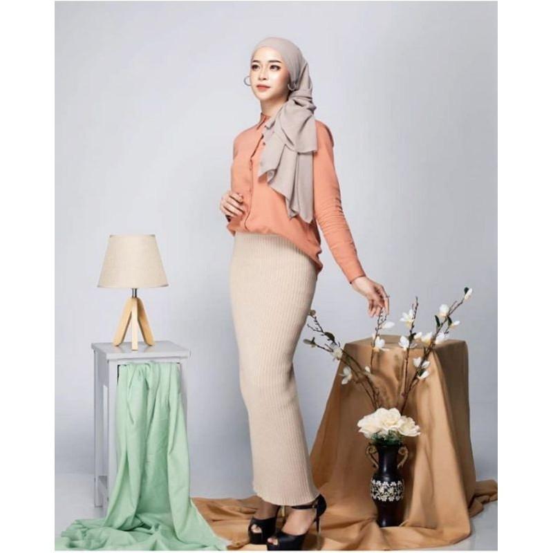 Maxi pencil skirt viral Women s Fashion Muslimah Fashion Dresses on Carousell