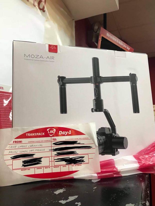Moza Air 1 (Category: Gimbals & Stabilizers ) located in Pasay City. Submitted by shansey21 (Listing ID 1034360899, Image 1). Description: Moza Air 1 Bnew sealed Free Fasion Bag 1 year warranty Moza Ph 3.2kg max payload 12hrs battery life Meet up Abad Santos near lrt Or COD via lalamove or grab + delivery fee Within metro manila area Also available in Moza aircross 2 Moza air 2 Moza slypod e Moza slypod Pm me 😉 #Moza #EhCaseyLegit.