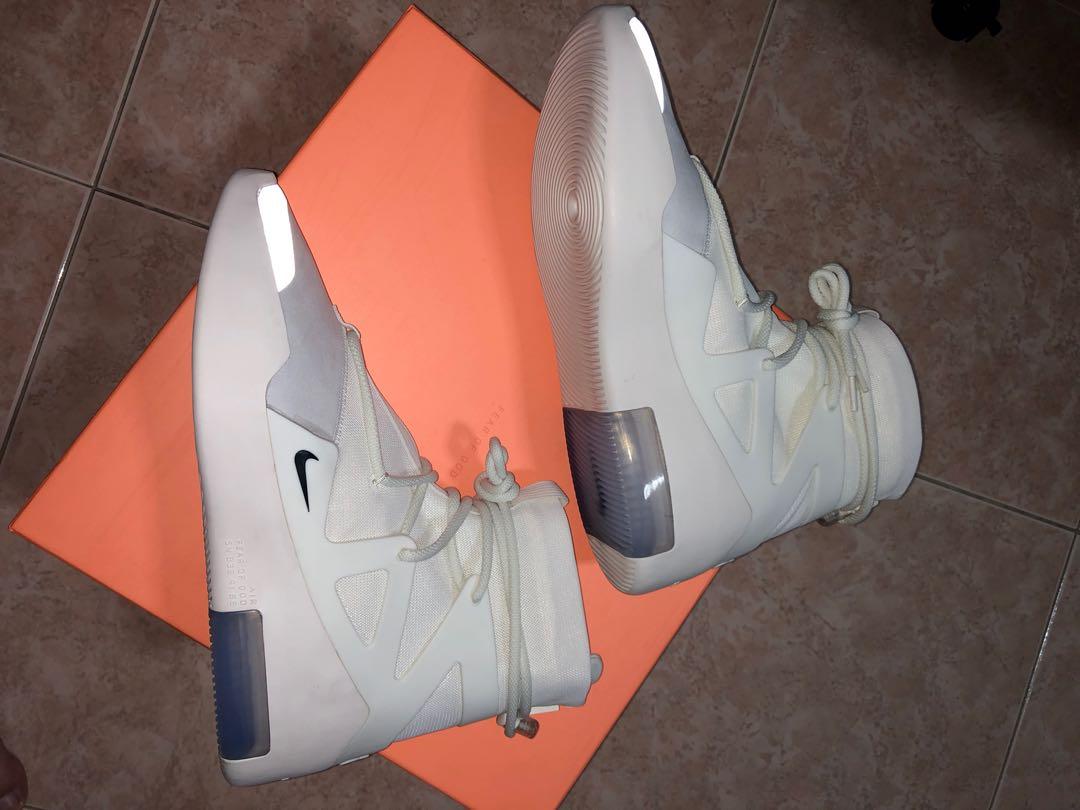 Nike air fear of god sail hotsell