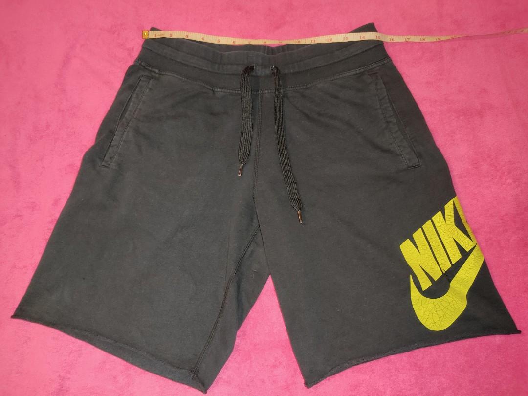 Nike Alumni shorts, Men's Fashion 