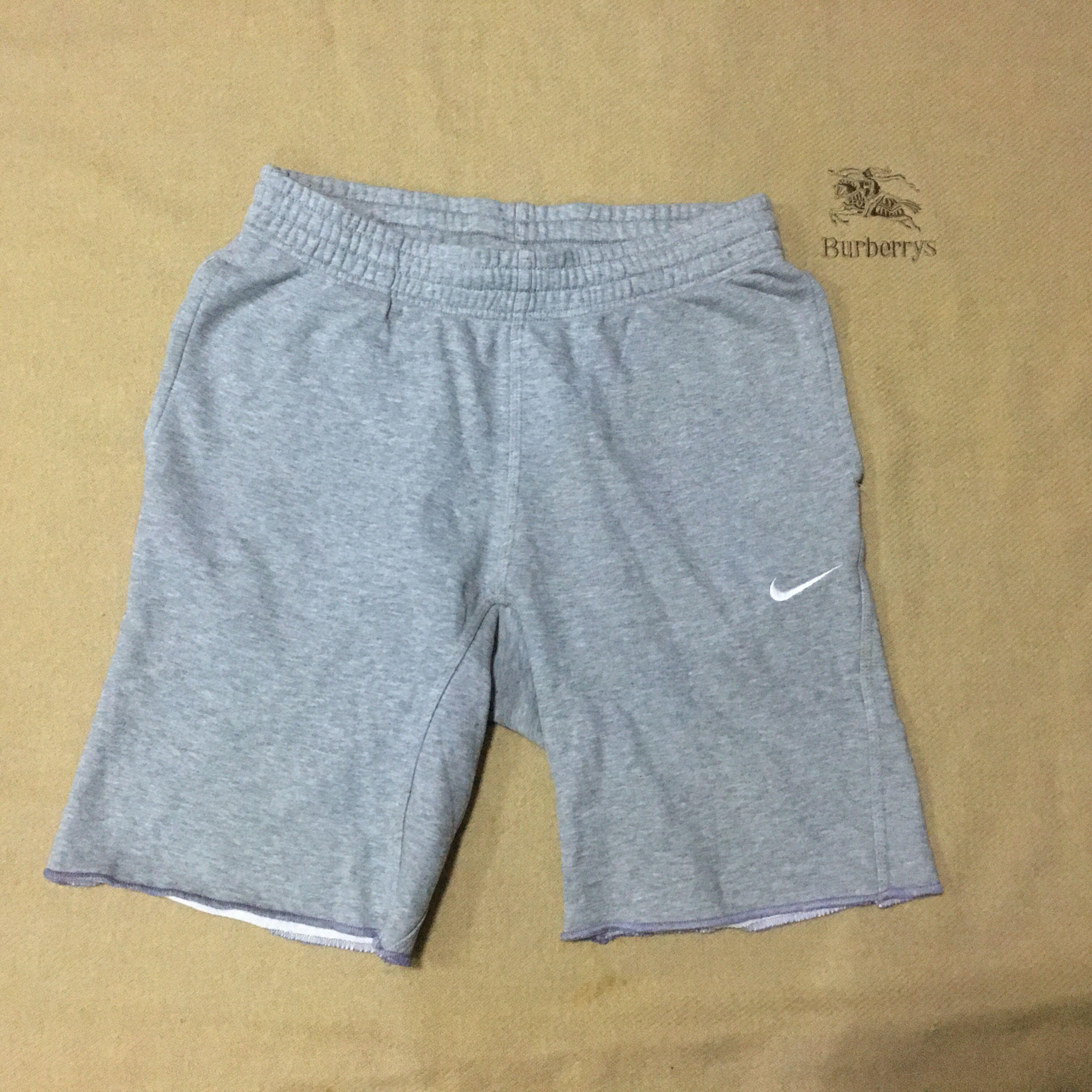 Nike alumni sales shorts womens