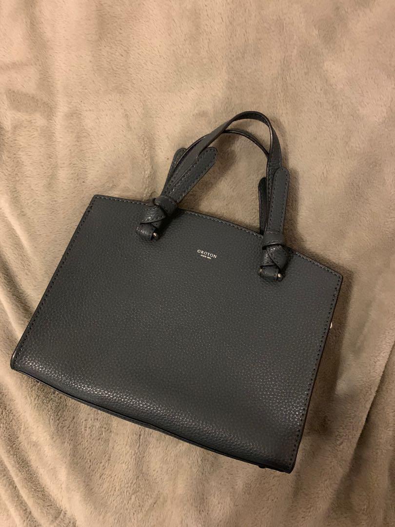 Oroton atlas day bag top