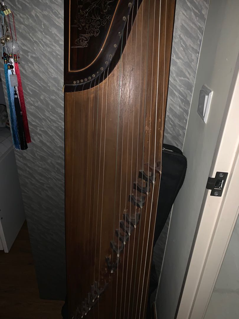 Second hand Guzheng, Hobbies & Toys, Music & Media, Musical Instruments