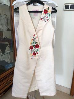 Sissae cream vest