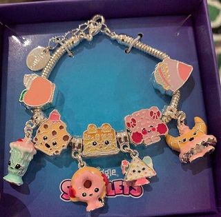 (Category: ) located in . Submitted by ferra_rossa (Listing ID 1034304632, Image 1). Description: .