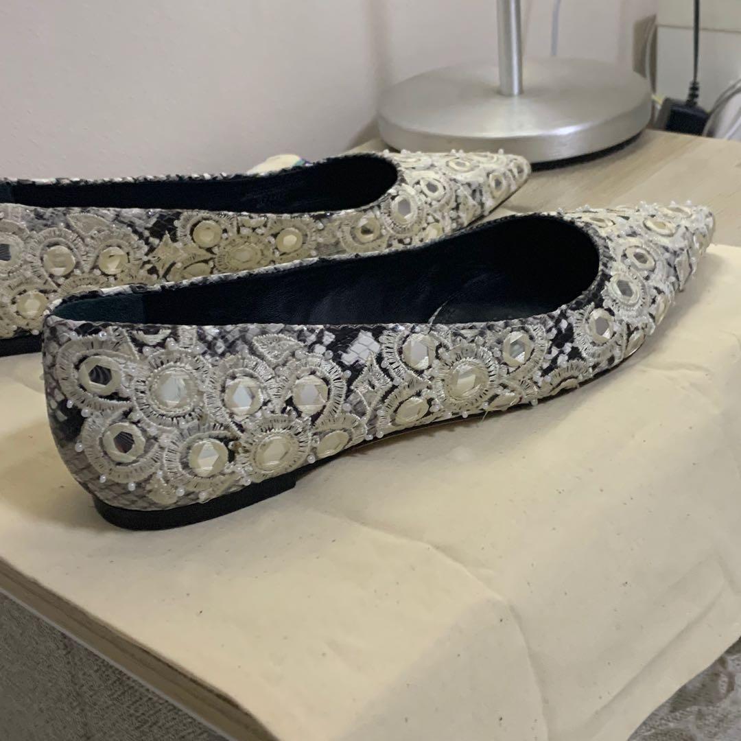 Tory burch yasmin flat shop