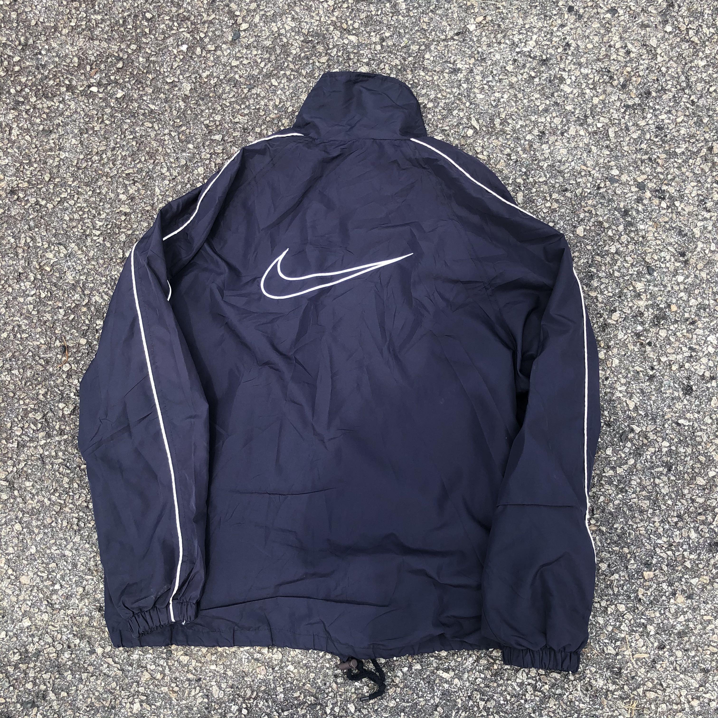 Vintage BOOTLEG NIKE WINDBREAKER Men s Fashion Coats Jackets