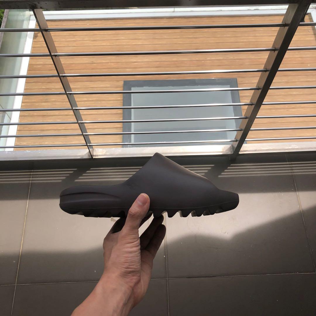 adidas YEEZY Slides “Soot” UK8/US8, Men's Fashion, Footwear, Flipflops and  Slides on Carousell