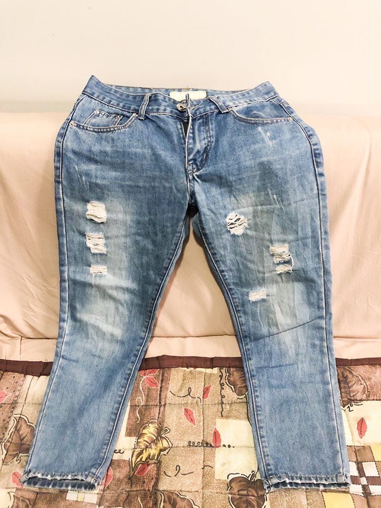boyfriend tattered jeans