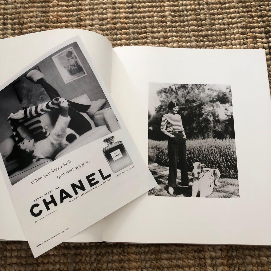 Chanel N°5 - Coffee Table Book