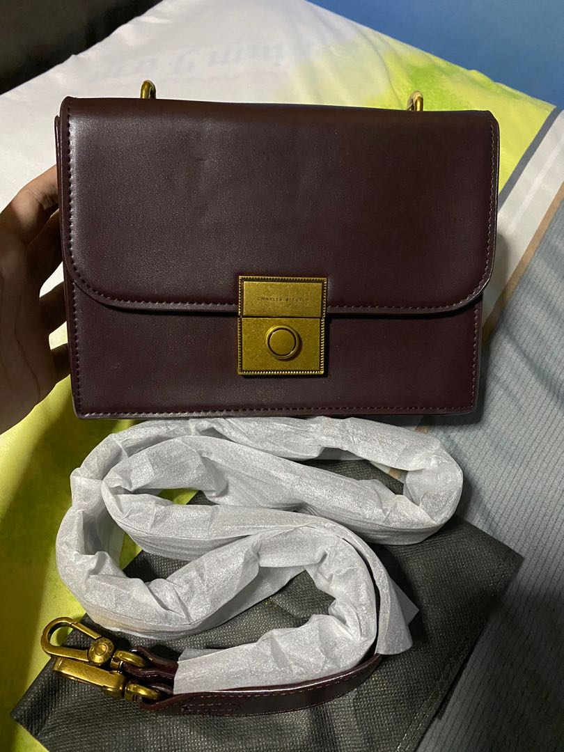 Charles and keith maroon sling bag store