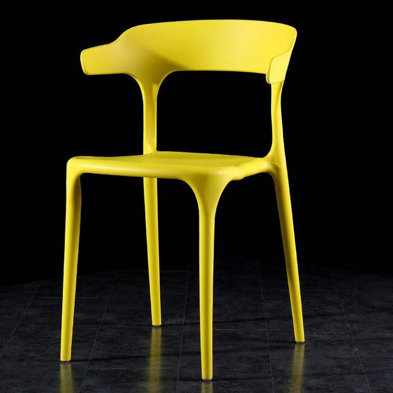 Plastic chair hotsell with headrest