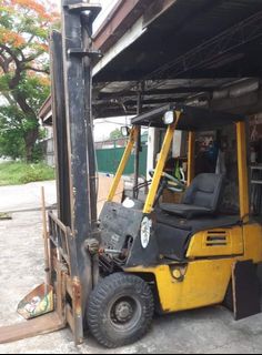 Toyota Electric Forklift Special Vehicles Heavy Vehicles On Carousell