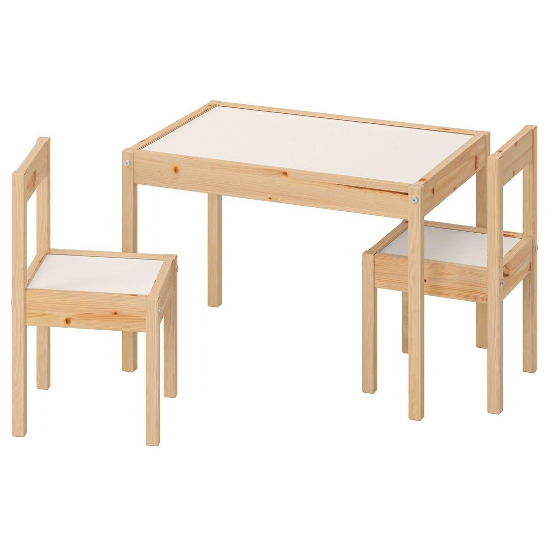 children's little table and chairs