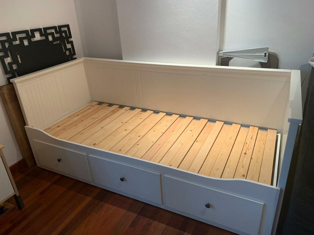 Ikea Hemnes Day Bed converts to queen bed, Furniture & Home Living, Furniture, Bed Frames