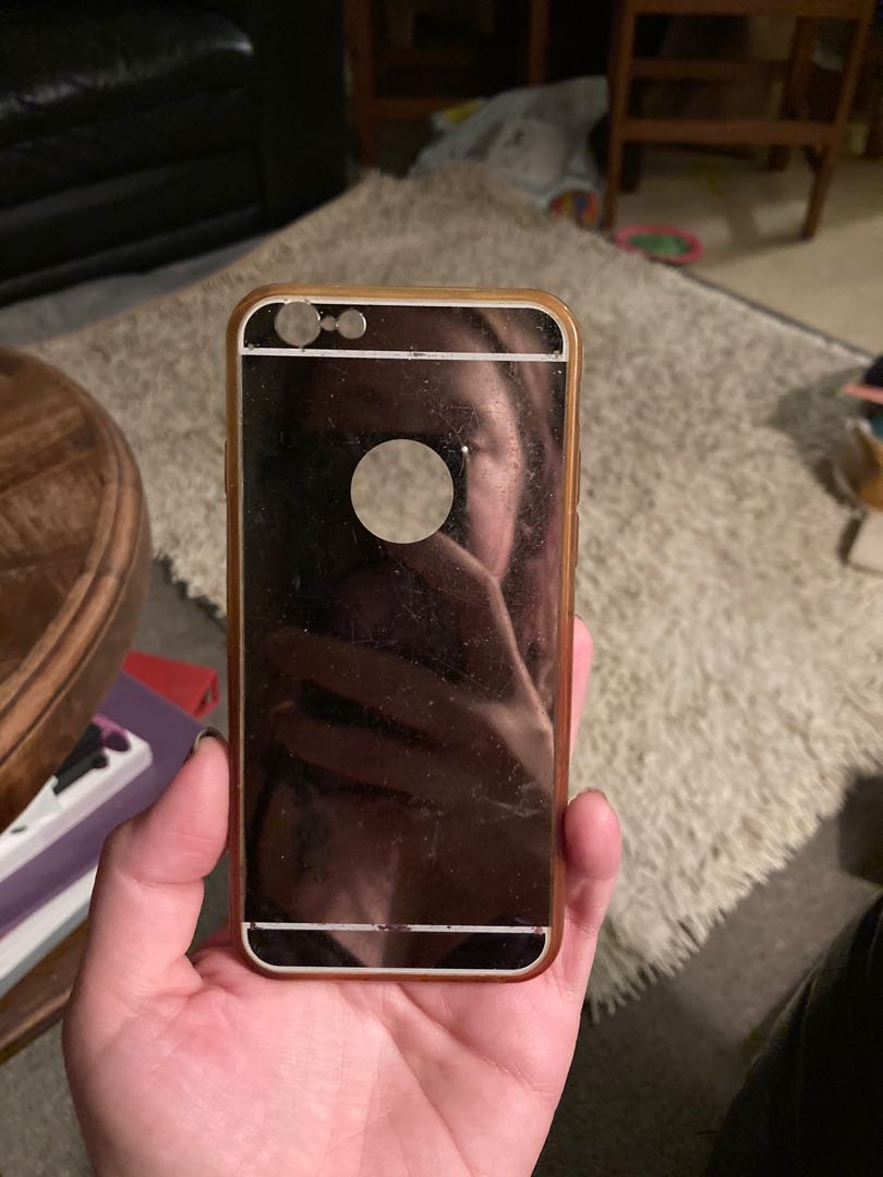 IPhone 6 reflective phone case