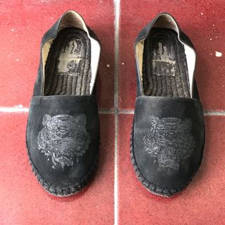 (Kategori: ) berada di . Dikirim oleh decluttering.things (ID iklan 1034472344, Gambar 1). Deskripsi: .