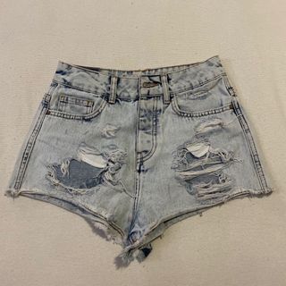 (Category: ) located in . Submitted by dondonspreloves (Listing ID 1034647594, Image 1). Description: .
