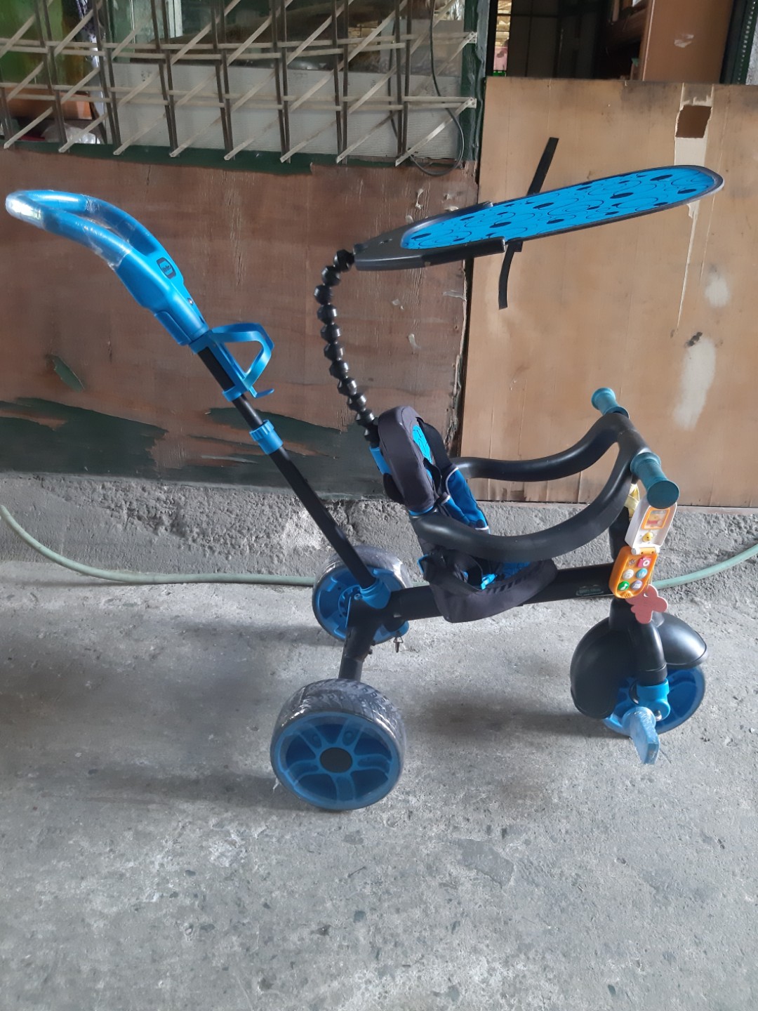 little tikes big wheel tricycle