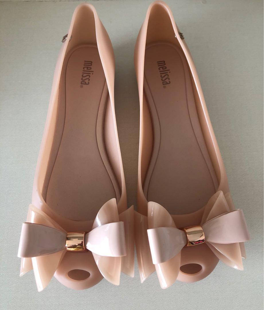 light pink bridal shoes