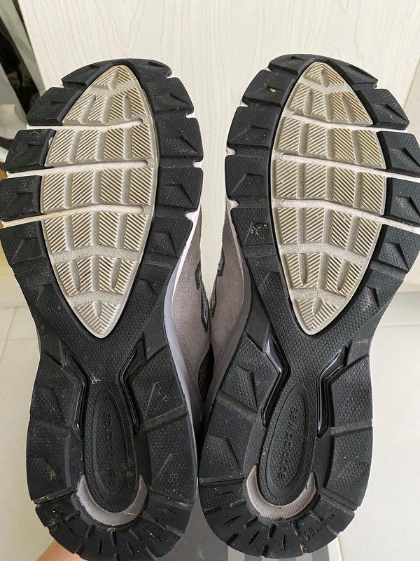 NEW BALANCE 990v5 US 7 EU 37.5 GREY, Women's Fashion, Footwear, Sneakers on  Carousell