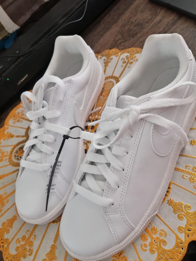 Nike court majestic womens white hotsell