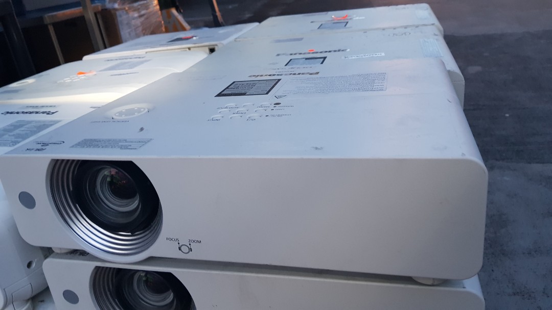 Panasonic Projector, PTVW430, TV & Home Appliances, TV & Entertainment