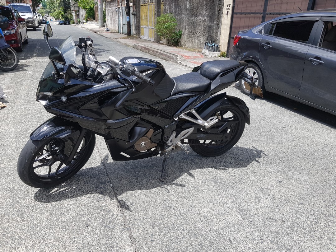 Kawasaki sales rouser rs200