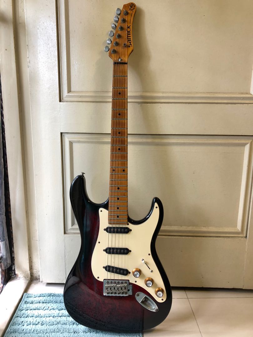Samick custom pro shop Stratocaster arts valley Hobbies Toys