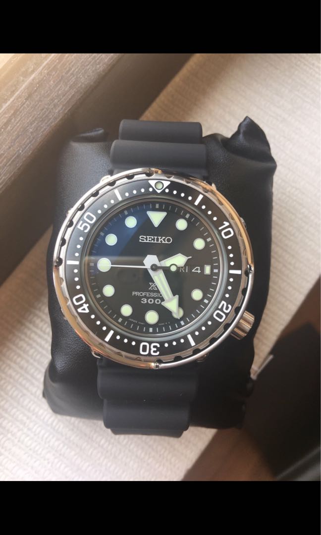 Seiko Tuna Quartz S23629J Men s Fashion Watches Accessories Watches on Carousell