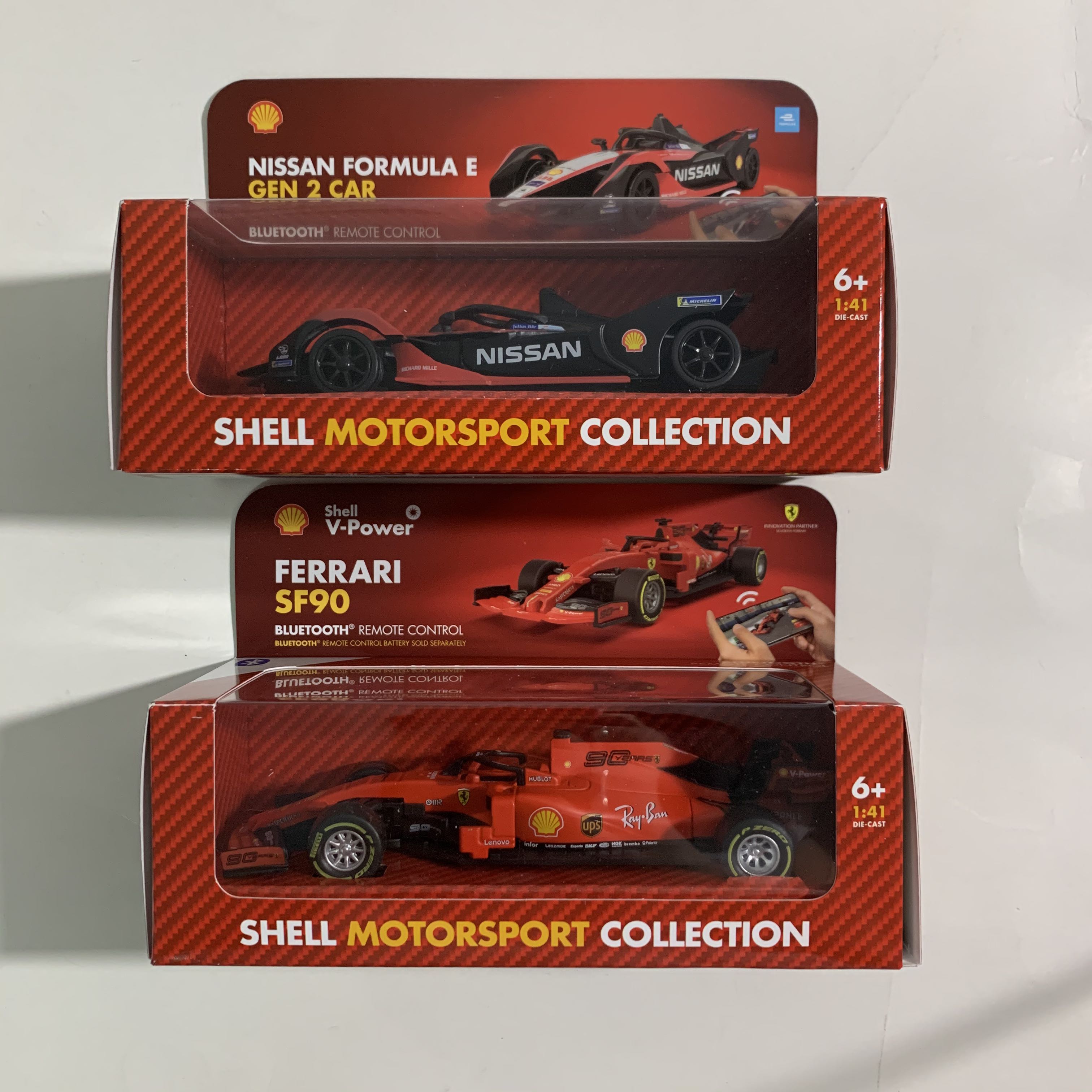 Shell Motorsport collection 藍牙遙控車(連電池）, 興趣及遊戲, 旅行, 旅遊 - 旅行必需品及用品 ...