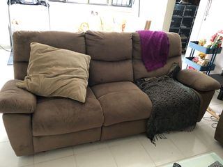 (Category: ) located in . Submitted by ageofulcer (Listing ID 1034503622, Image 1). Description: .