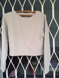 (Kategori: ) berada di . Dikirim oleh shopsecondhand (ID iklan 1034531865, Gambar 1). Deskripsi: .