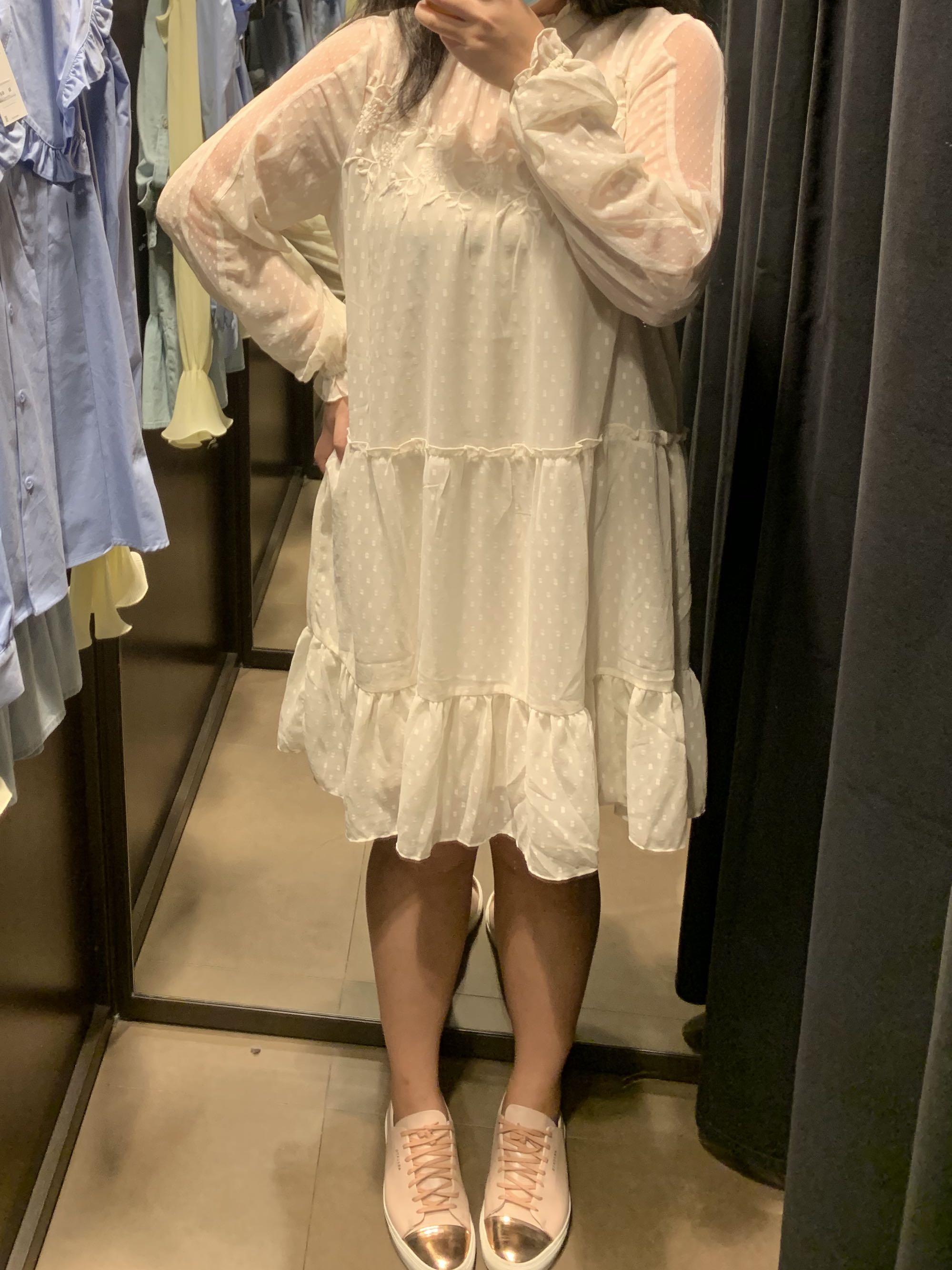 Vero moda dobby mesh mini smock dress with embroidery in cream clearance