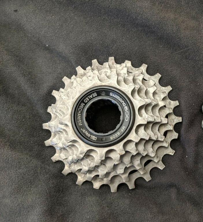 Vintage Shimano 600 Hubs and Freewheel