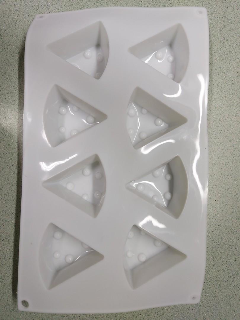 8 Cavities Non-stick Silicone Cheese Shaped Cake Mold (Category: Bakeware) located in San Juan City. Submitted by rosarior.ong (Listing ID 1034746793, Image 1). Description: This mold is a very versatile mold, suitable for ice cream and oven creations. This Silicone mold can withstand temperatures between -60 ° c (-76 ° f) and + 230 ° c (+ 446 ° f). Specifications: Material: Food Grade Silicone Color: White Fixed price. Item for pick-up in San Ju
