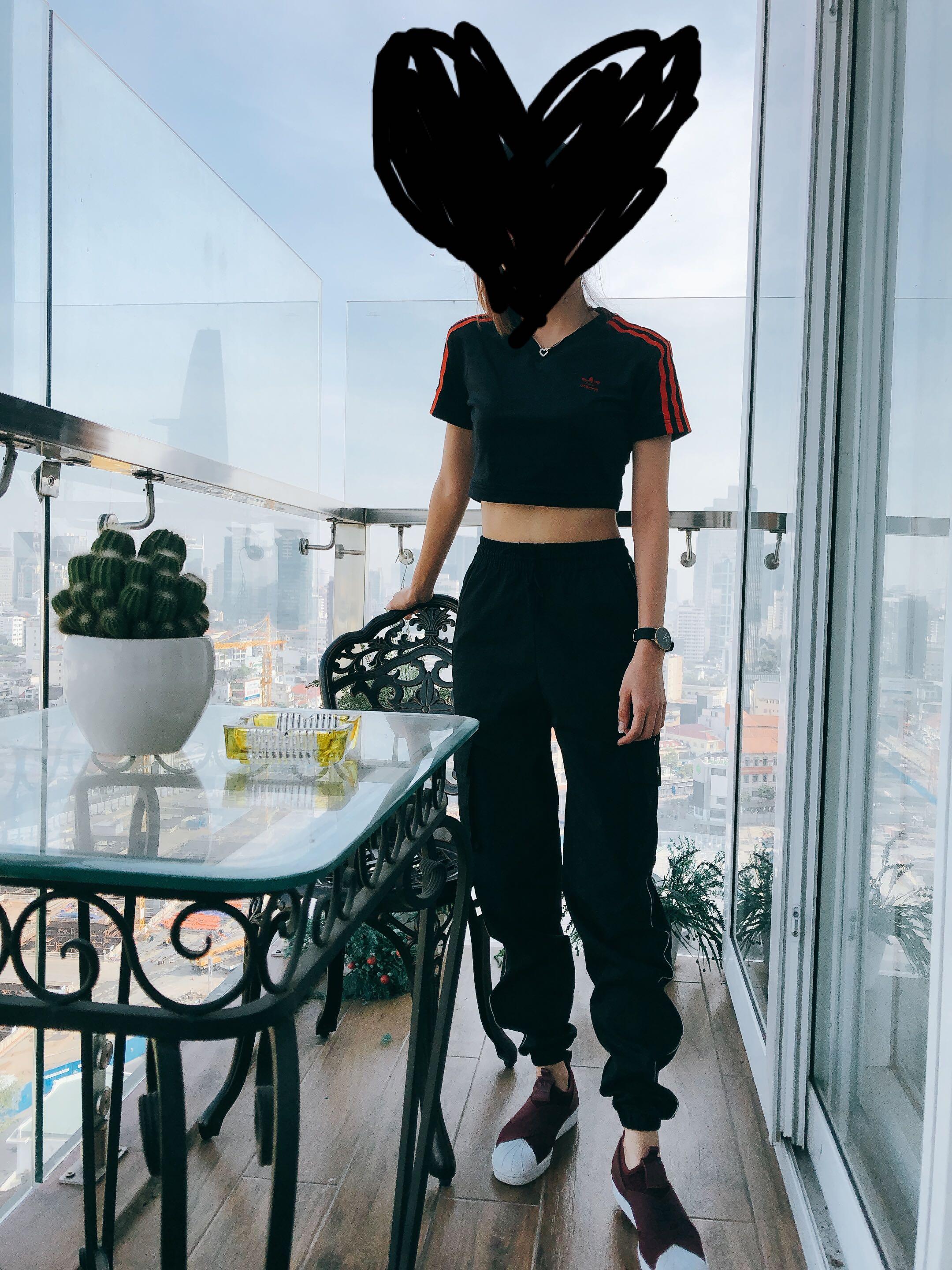 Adidas v day cropped tee Clearance