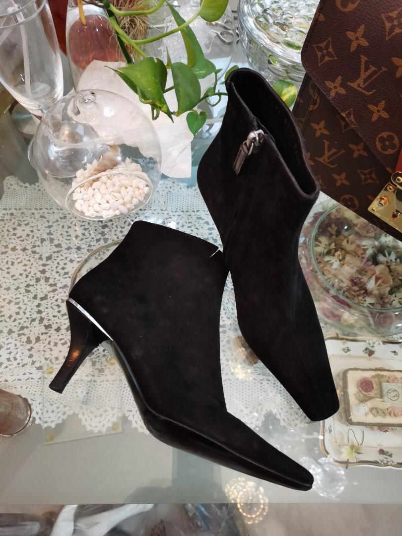 gucci black suede boots