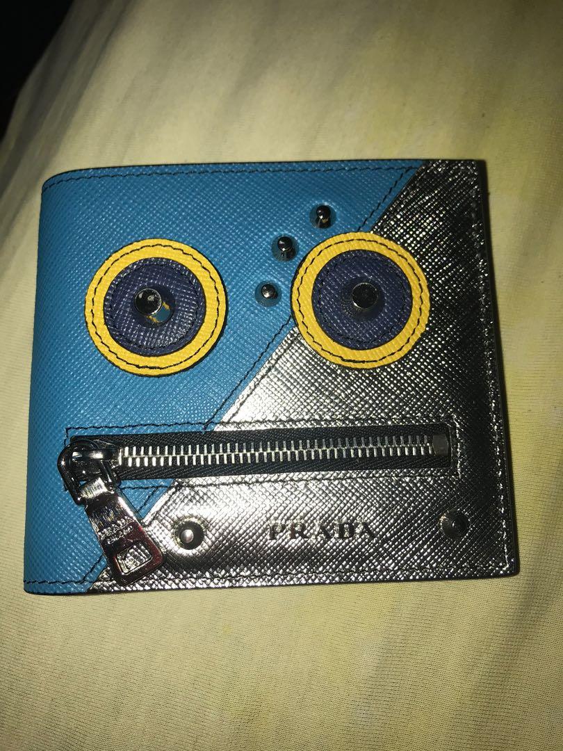 prada robot wallet