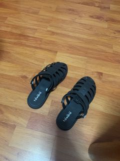 (Category: ) located in . Submitted by tea4mee (Listing ID 1034841249, Image 1). Description: .