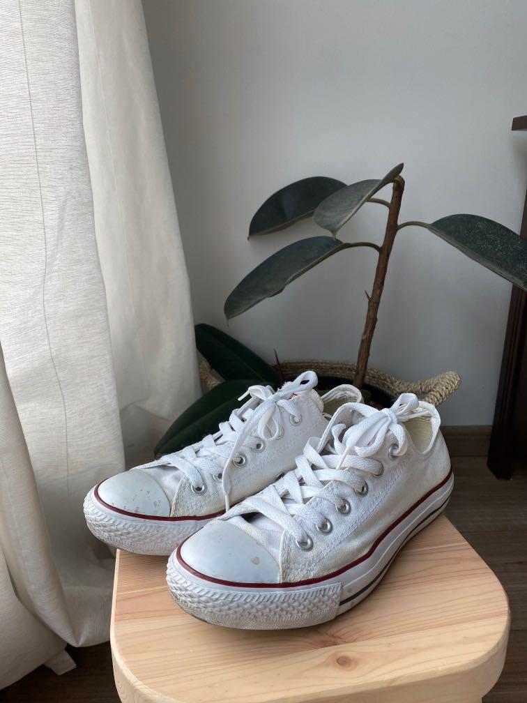 Clean white clearance chuck taylors