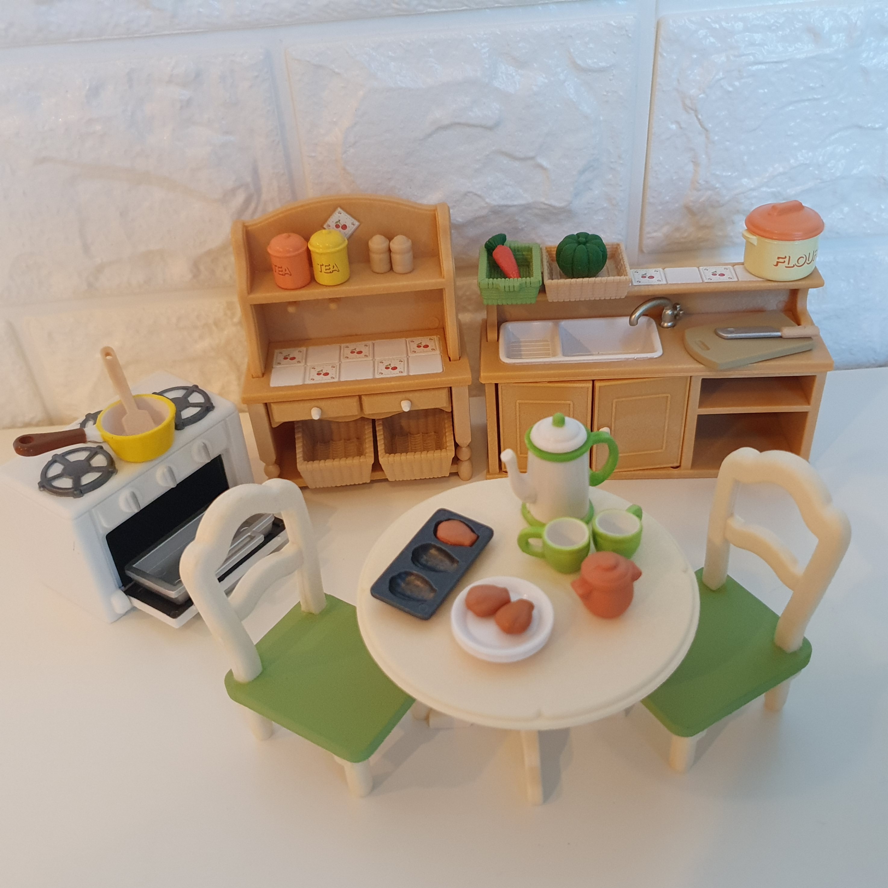 Sylvanian country kitchen set hot sale
