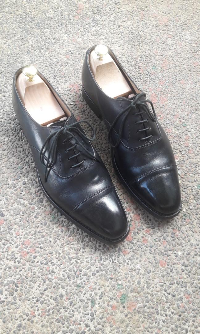 crockett and jones cap toe