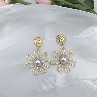 (Category: ) located in . Submitted by gift_ideas (Listing ID 1034729222, Image 1). Description: .