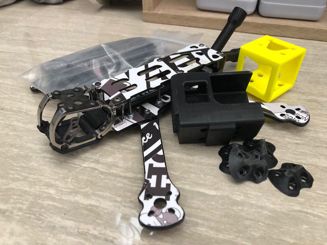 Armattan hot sale badger hd